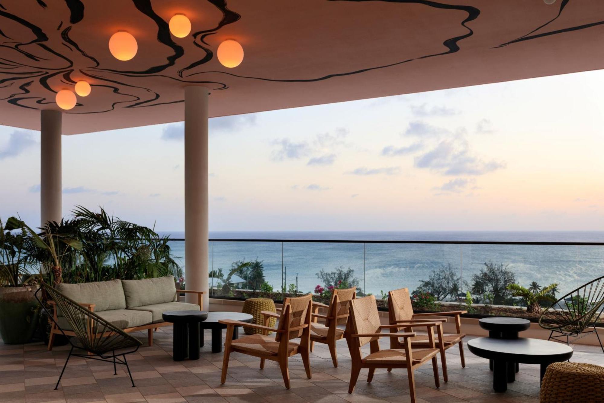 ווסט ביי Hotel Indigo Grand Cayman By Ihg מראה חיצוני תמונה